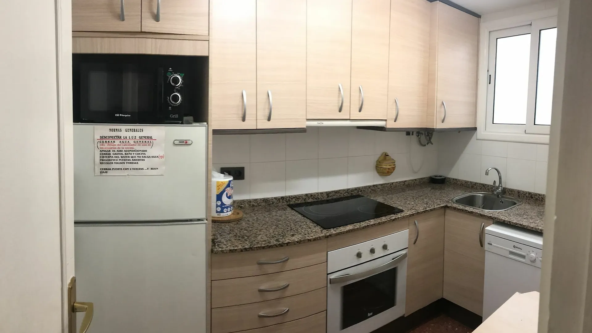 Apartament Gisamar Salou 0*,
